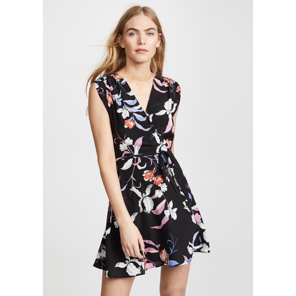 Yumi Kim Dresses & Skirts - Yumi Kim Silk Wrap Dress